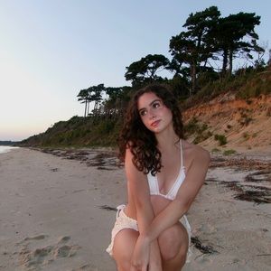 Meet your Posher, Carleigh